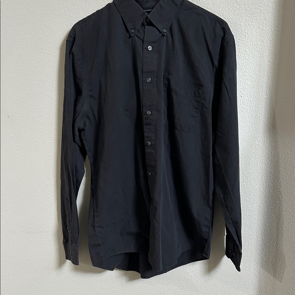 Van Heusen Men's Dark Button-Down Shirt